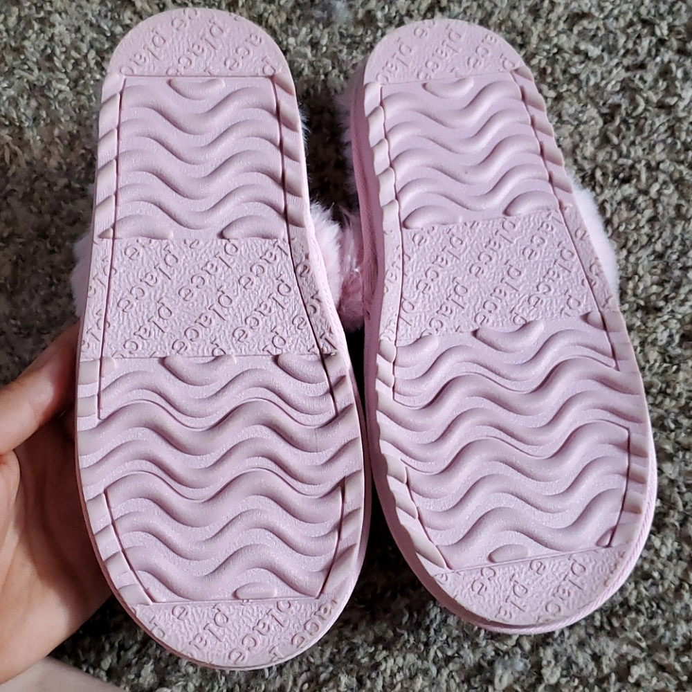 Slippers - Picture 2 of 2